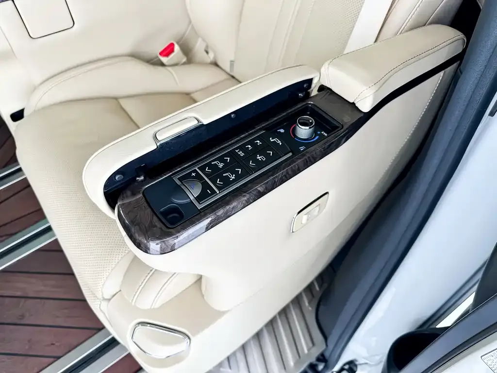 Toyota Alphard 2021 из CN, фото 6