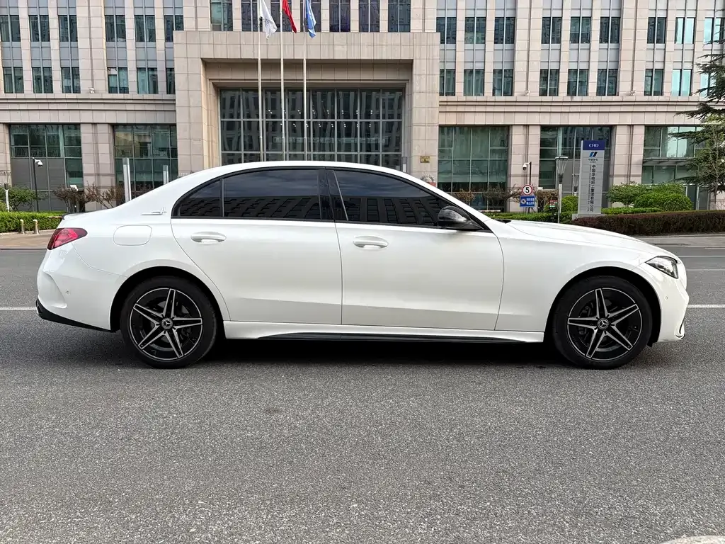 Mercedes-Benz C-Class — фото 5
