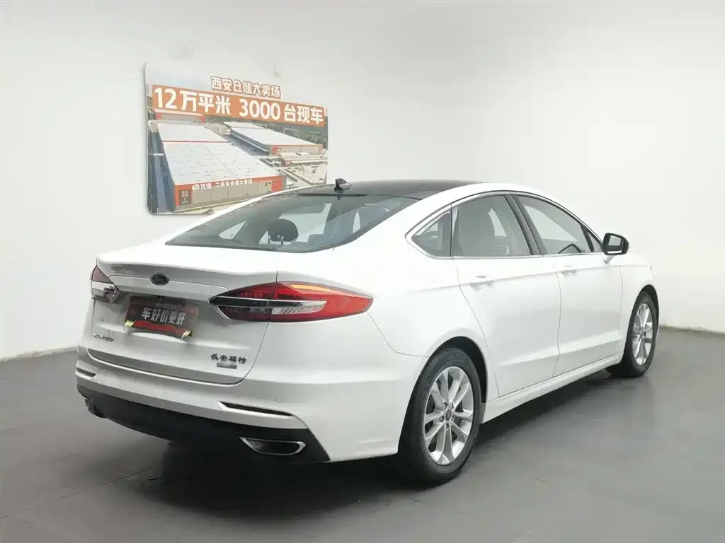 Ford Mondeo 2022 из CN, фото 2