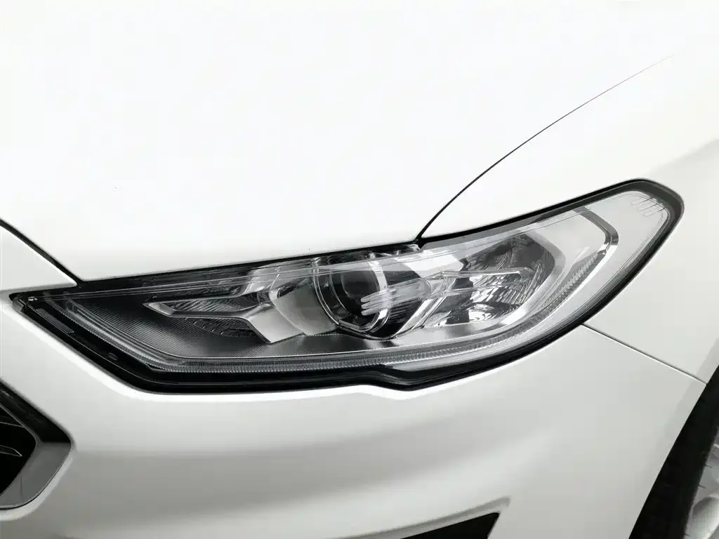 Ford Mondeo 2022 из CN, фото 7