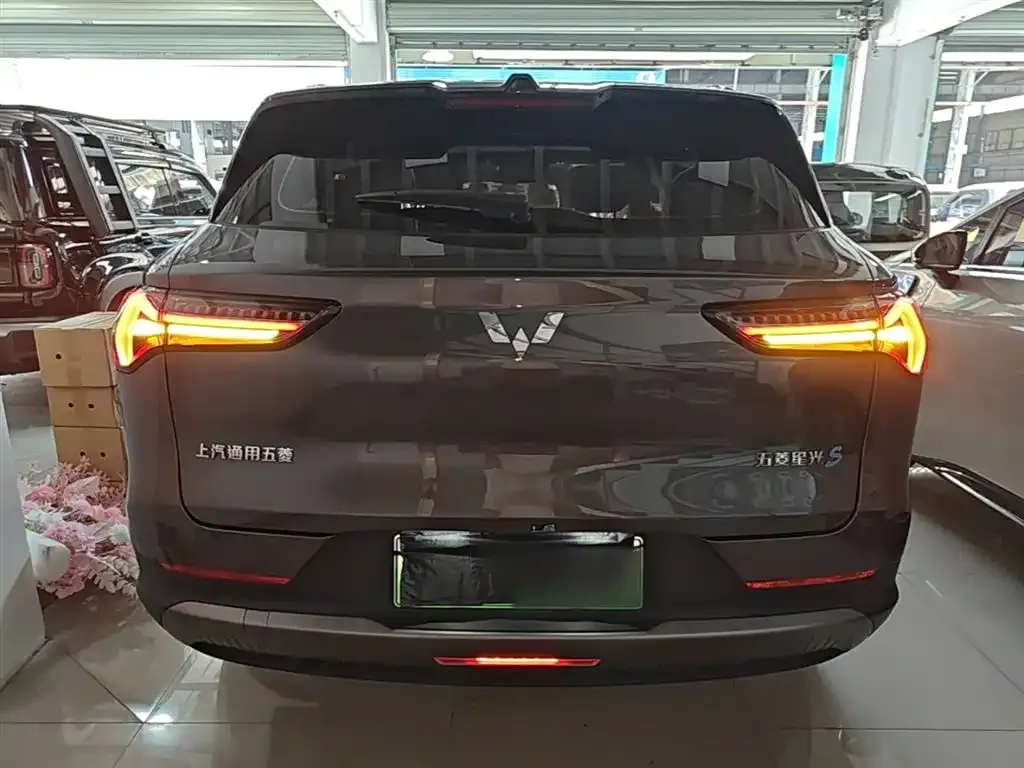 Wuling Xingguang S — фото 10