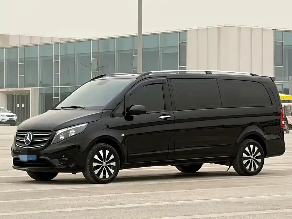 Mercedes-Benz Vito — фото 1