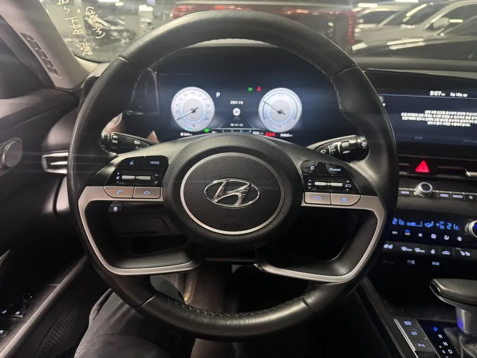 Hyundai AVANTE — фото 7