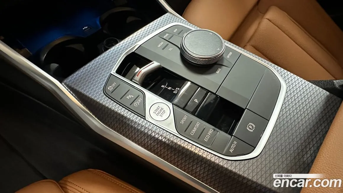 BMW 3-Series 2025 из KR, фото 5