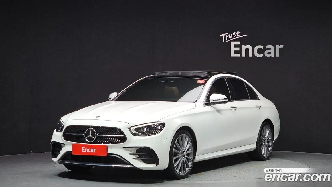 Mercedes-Benz E-Class — фото 1