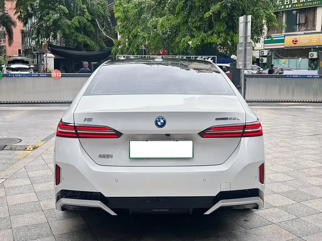 BMW i5 2025 из CN, фото 8