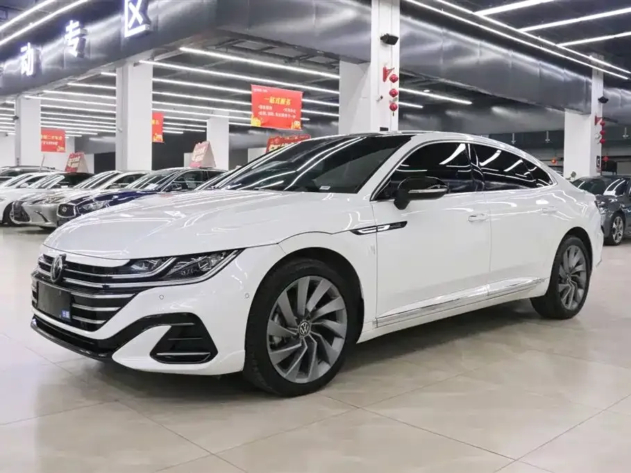 Volkswagen CC — фото 1