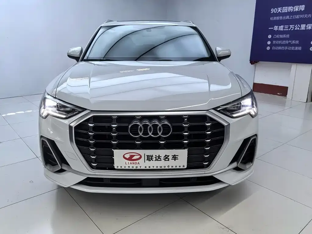 Audi Q3 — фото 10