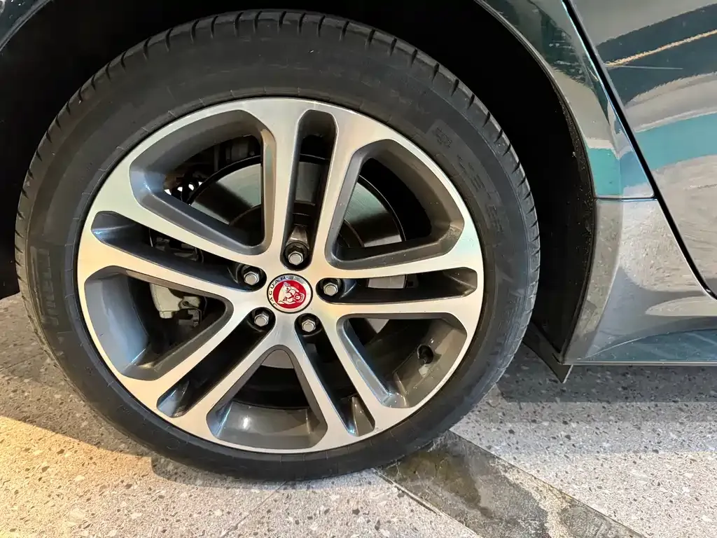 Jaguar XEL 2023 из CN, фото 6
