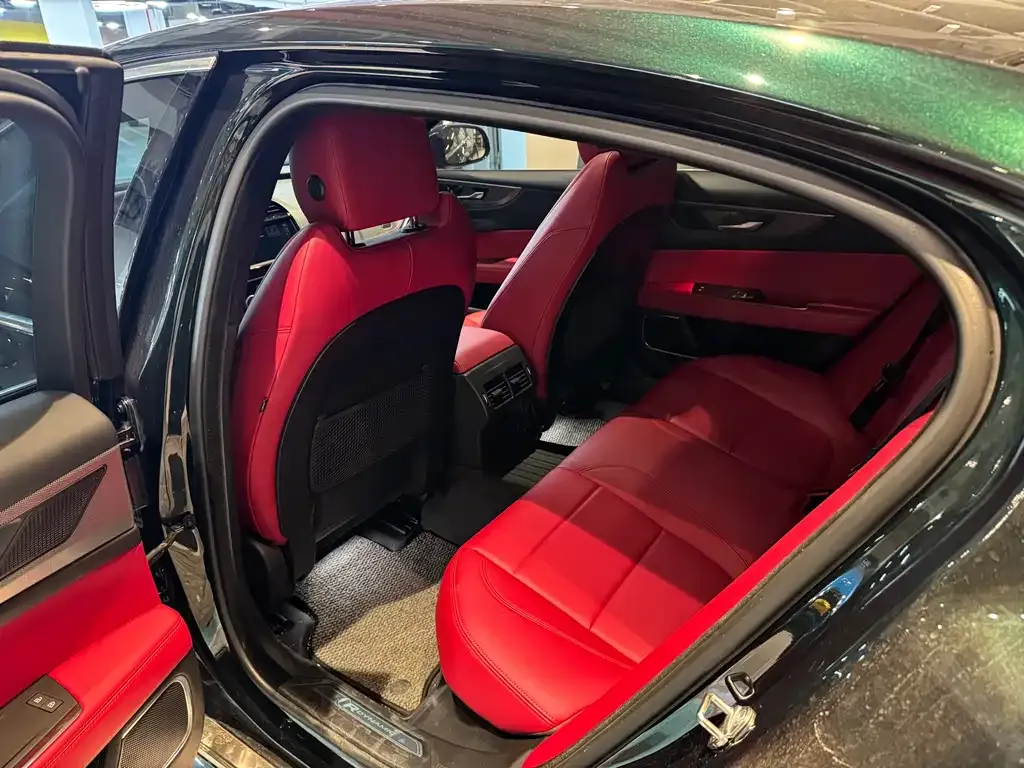 Jaguar XEL 2023 из CN, фото 10