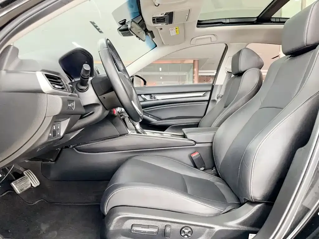 Honda Accord — фото 2