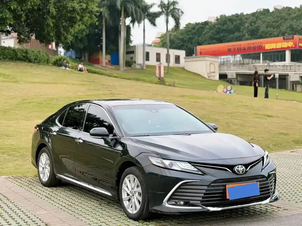 Toyota Camry 2023 из CN, фото 5