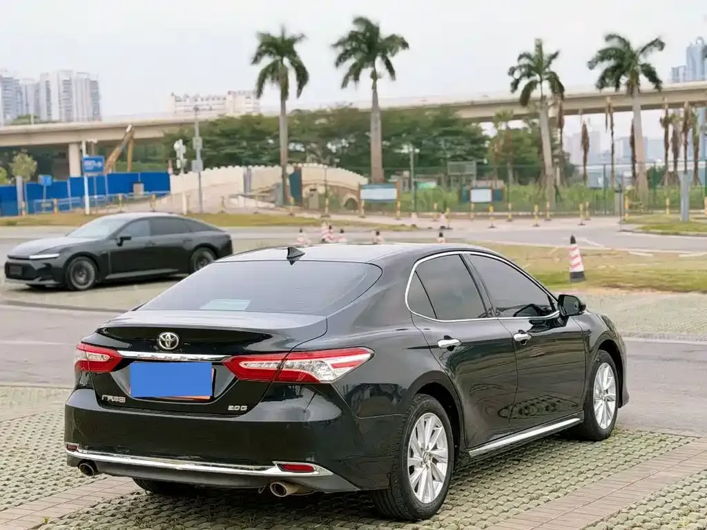 Toyota Camry 2023 из CN, фото 3