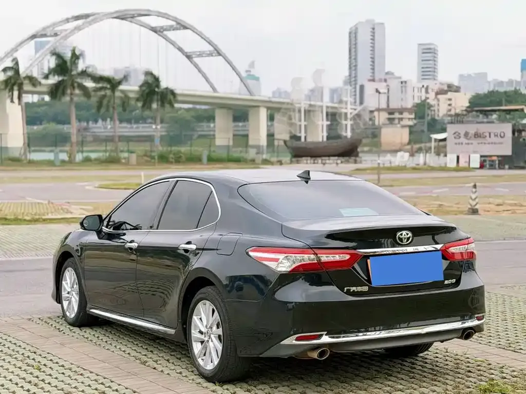 Toyota Camry 2023 из CN, фото 7