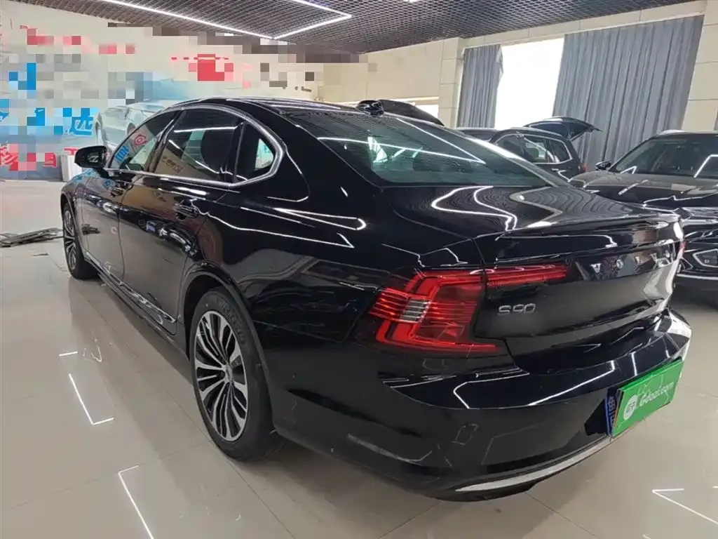 Volvo S90 — фото 7