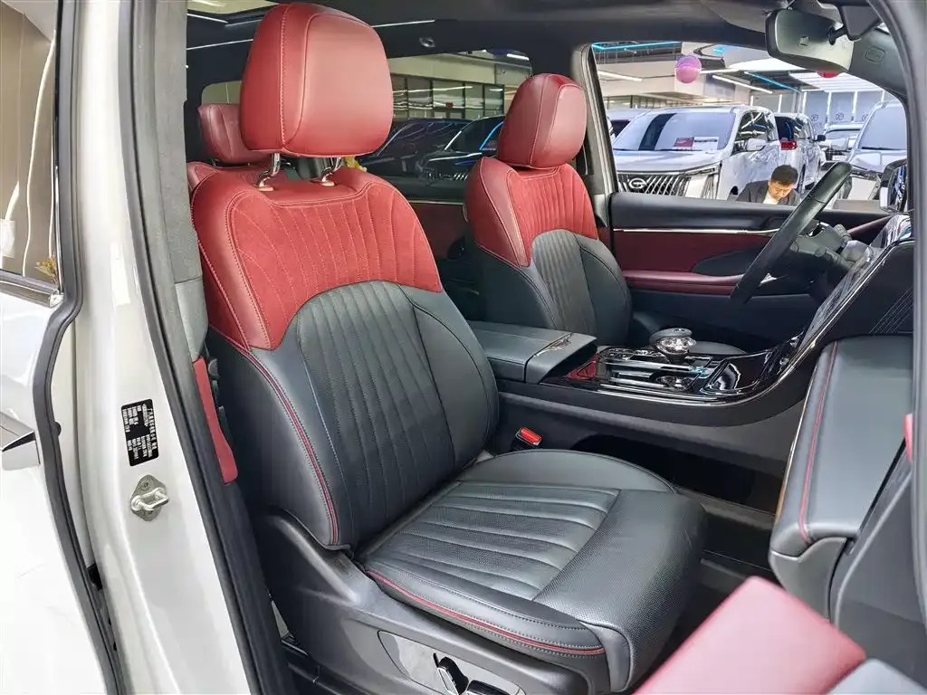 GAC Motor Trumpchi M8 — фото 6