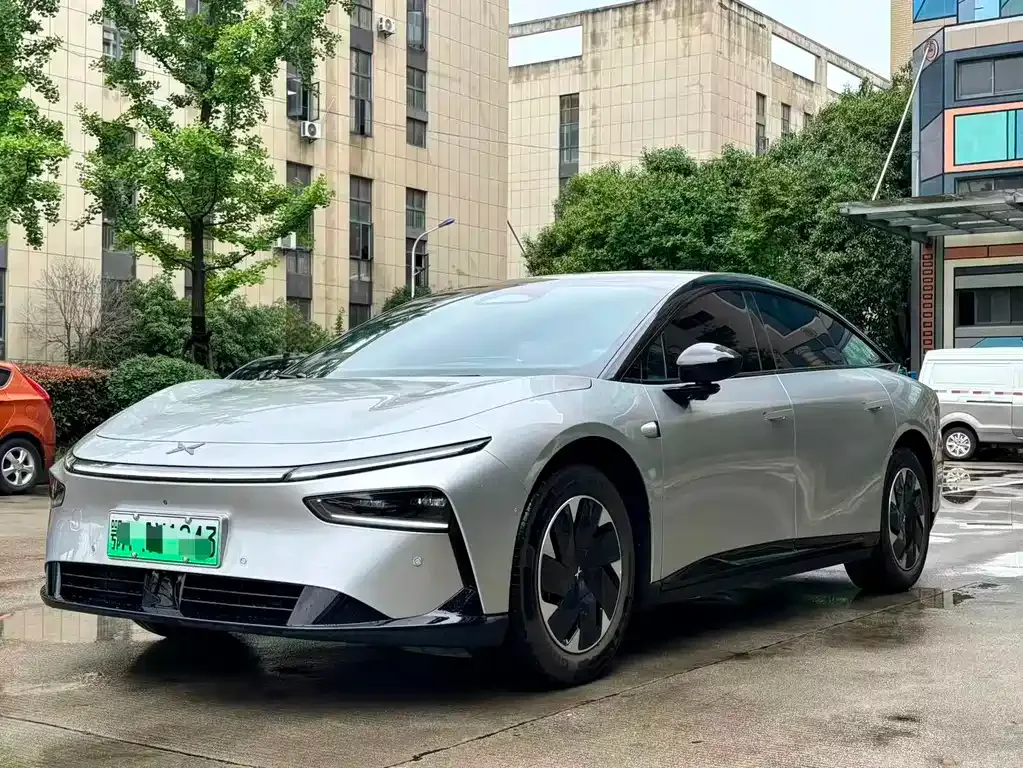 XPeng P7+ — фото 1