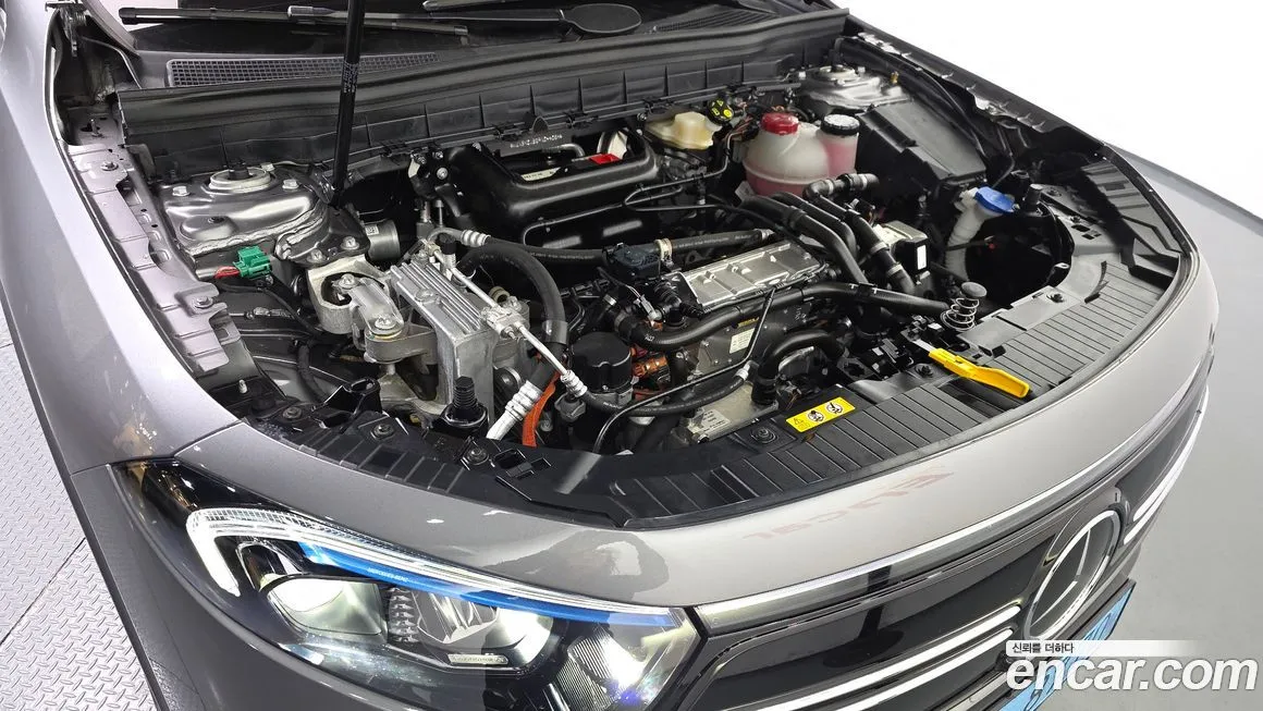Mercedes-Benz EQB 2023 из KR, фото 9
