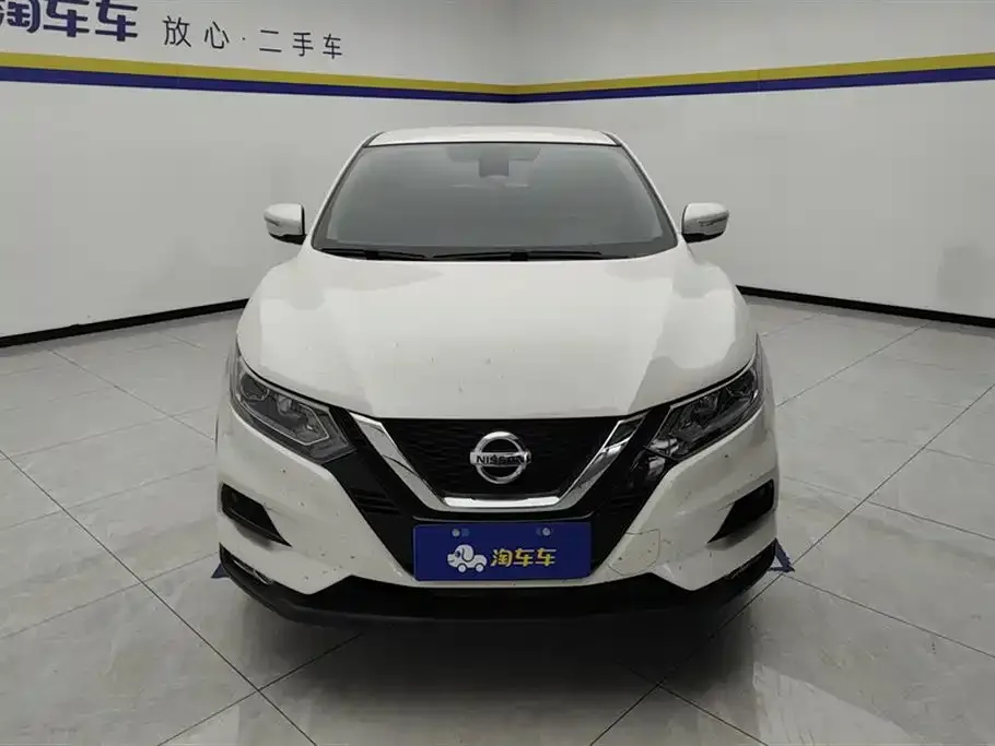 Nissan Qashqai — фото 10