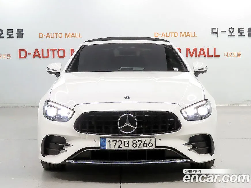 Mercedes-Benz E-Class — фото 7