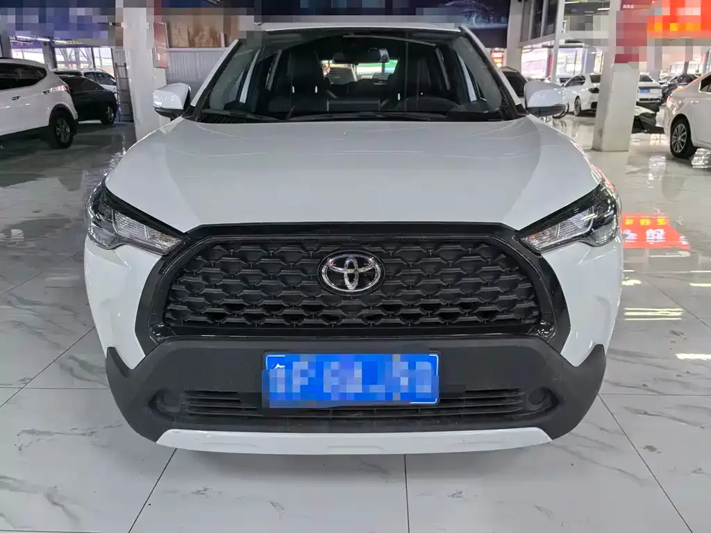 Toyota Corolla Cross — фото 6