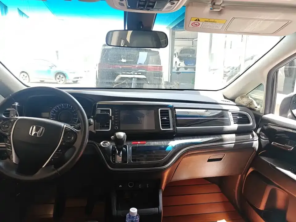 Honda Elysion 2021 из CN, фото 3
