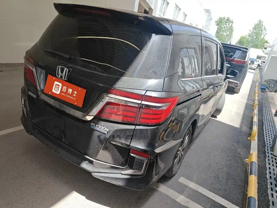 Honda Elysion 2021 из CN, фото 4