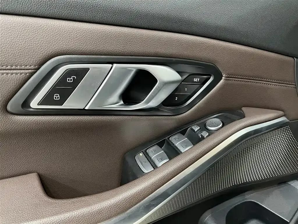 BMW 3 Series — фото 10
