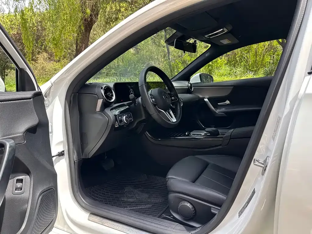 Mercedes-Benz A-Class 2021 из CN, фото 7