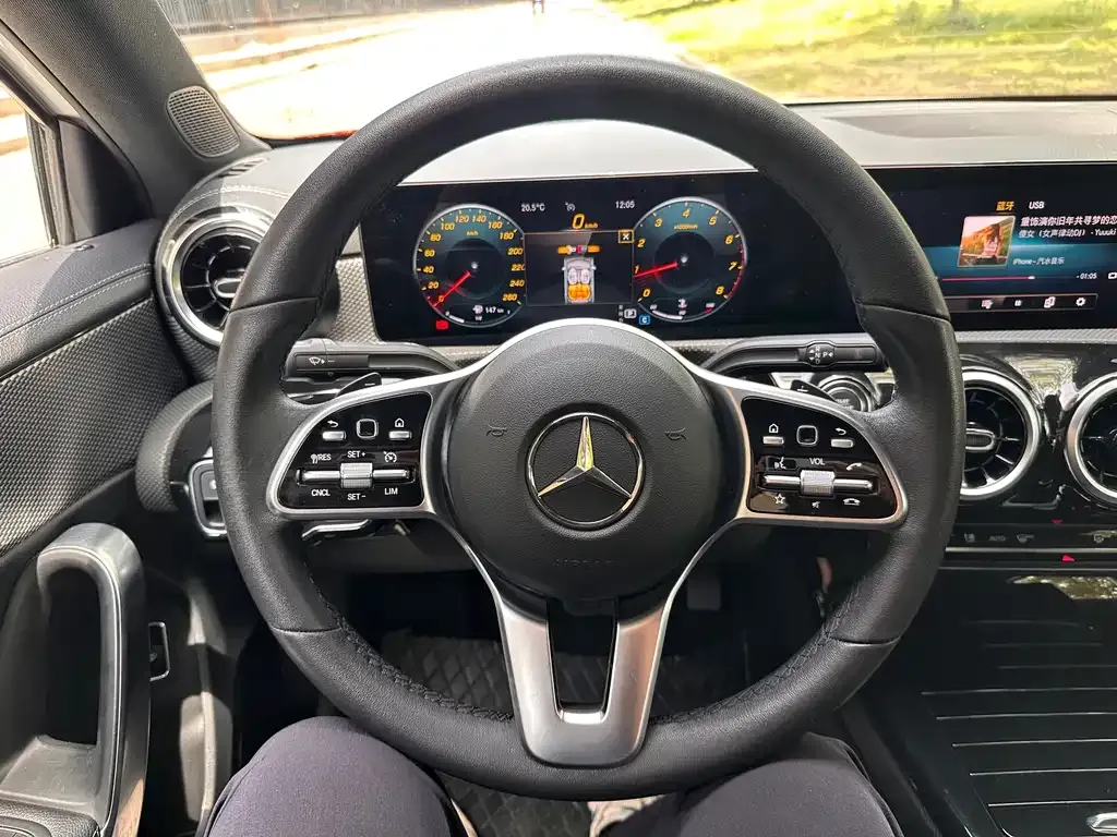 Mercedes-Benz A-Class 2021 из CN, фото 3