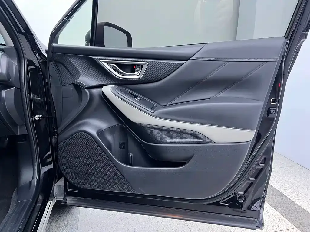 Subaru Forester 2022 из CN, фото 6