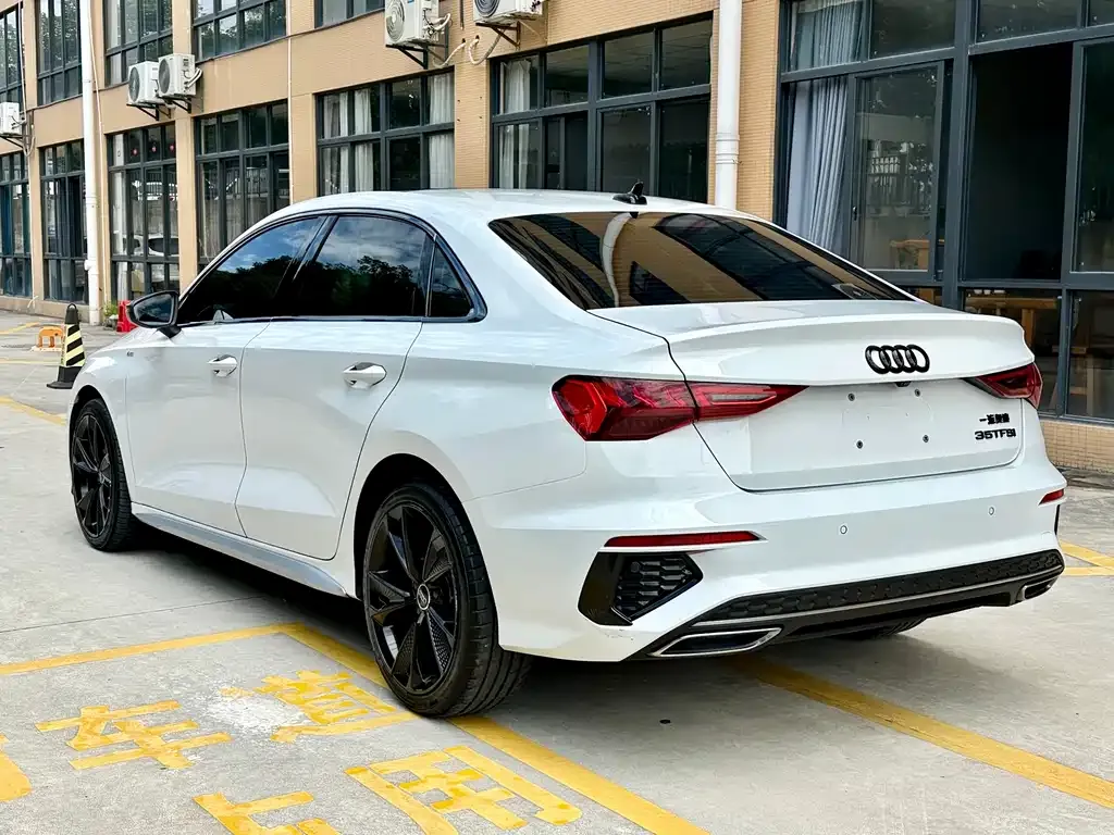 Audi A3 — фото 3