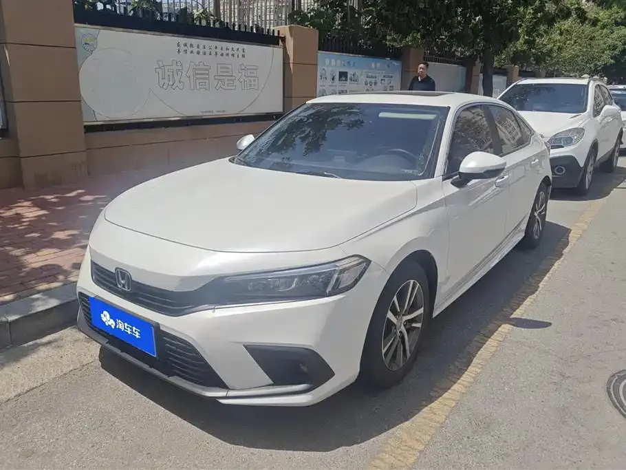 Honda Civic — фото 1