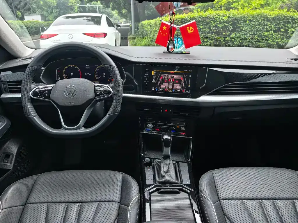 Volkswagen Passat — фото 9