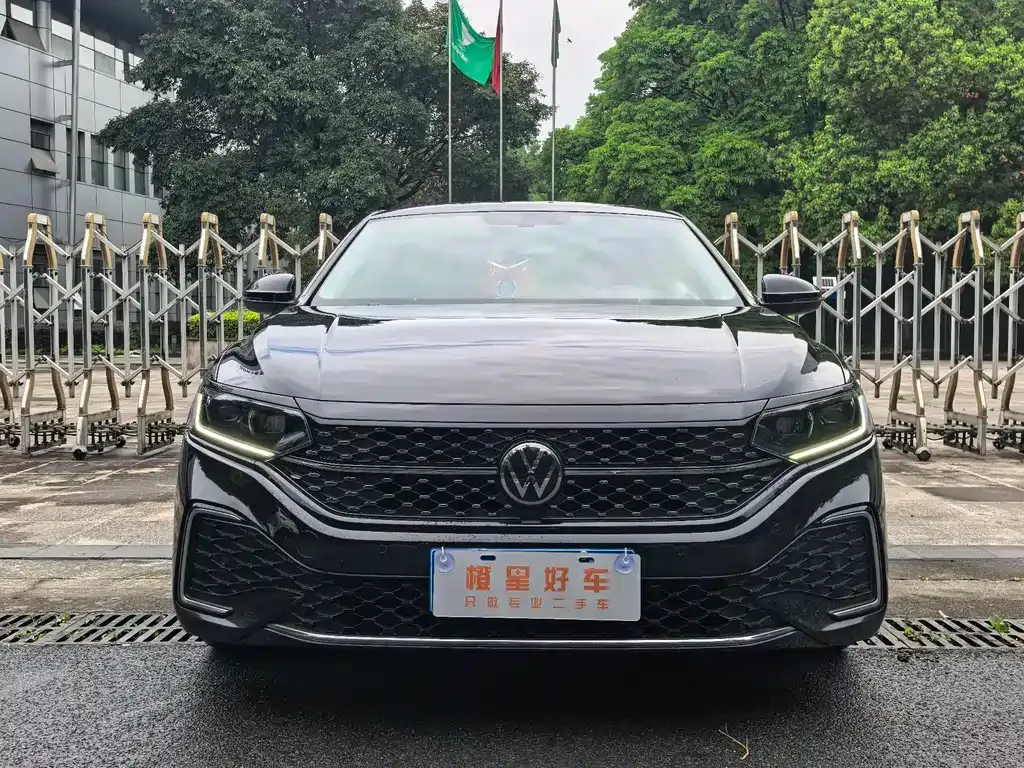 Volkswagen Passat — фото 5