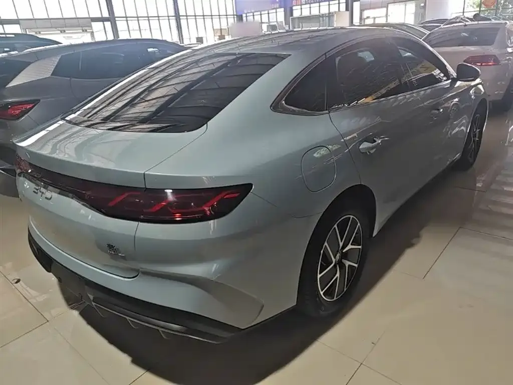 BYD Qin L — фото 7