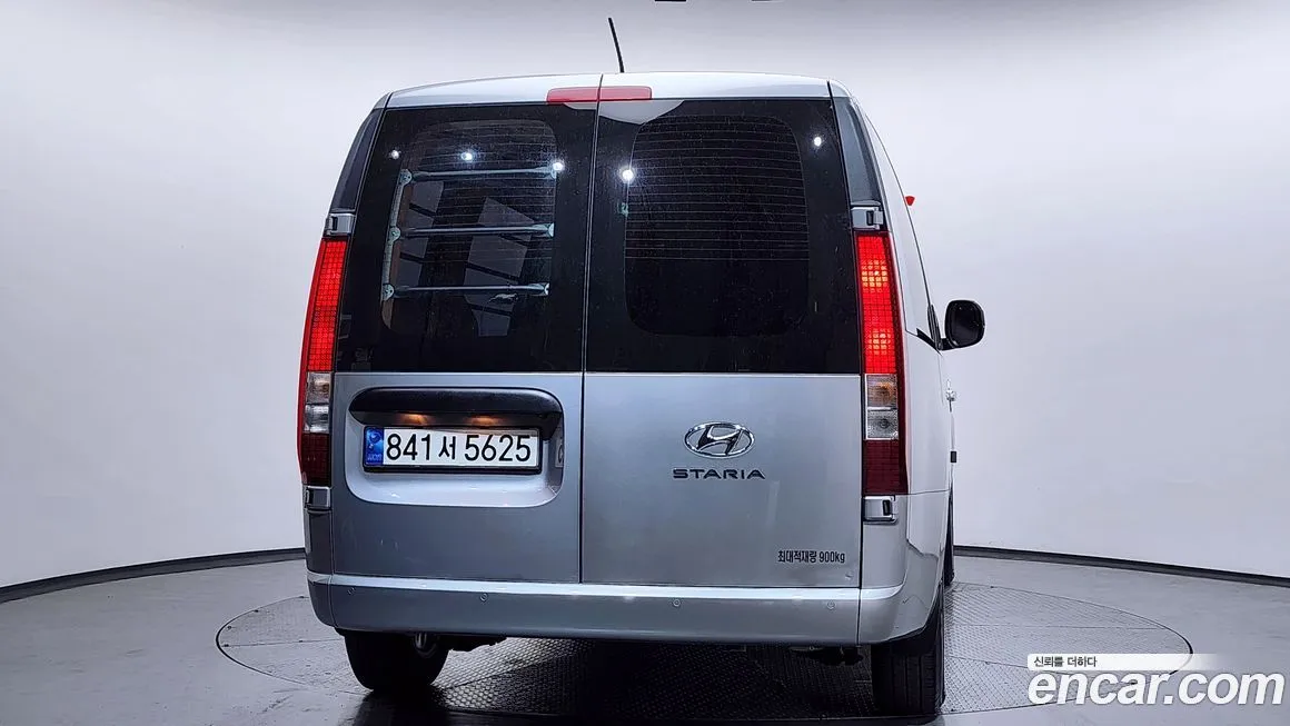 Hyundai Staria 2023 из KR, фото 2