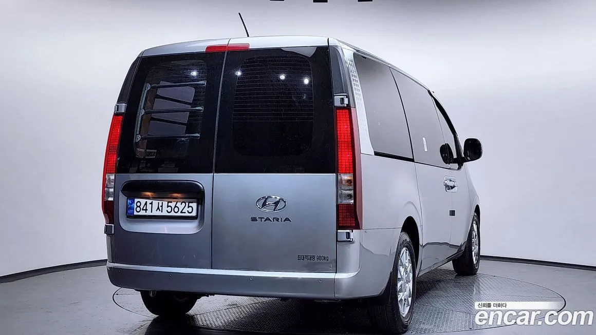 Hyundai Staria 2023 из KR, фото 4