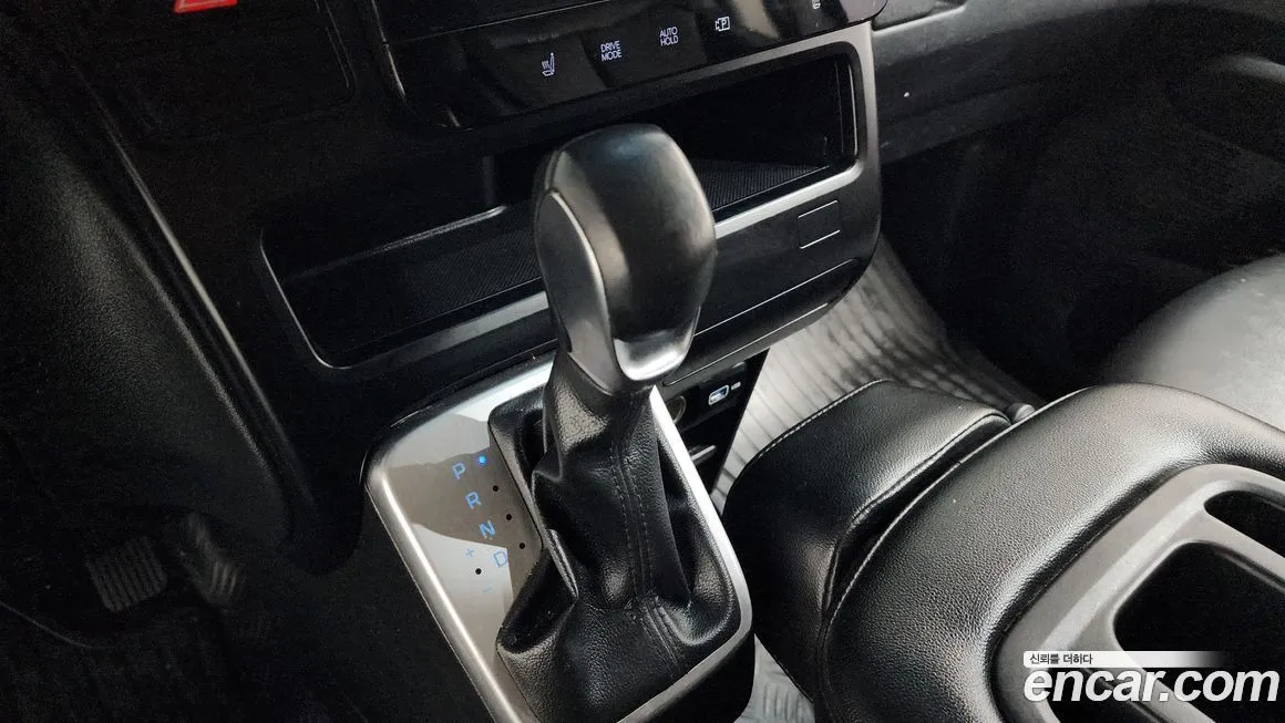 Hyundai Staria 2023 из KR, фото 9