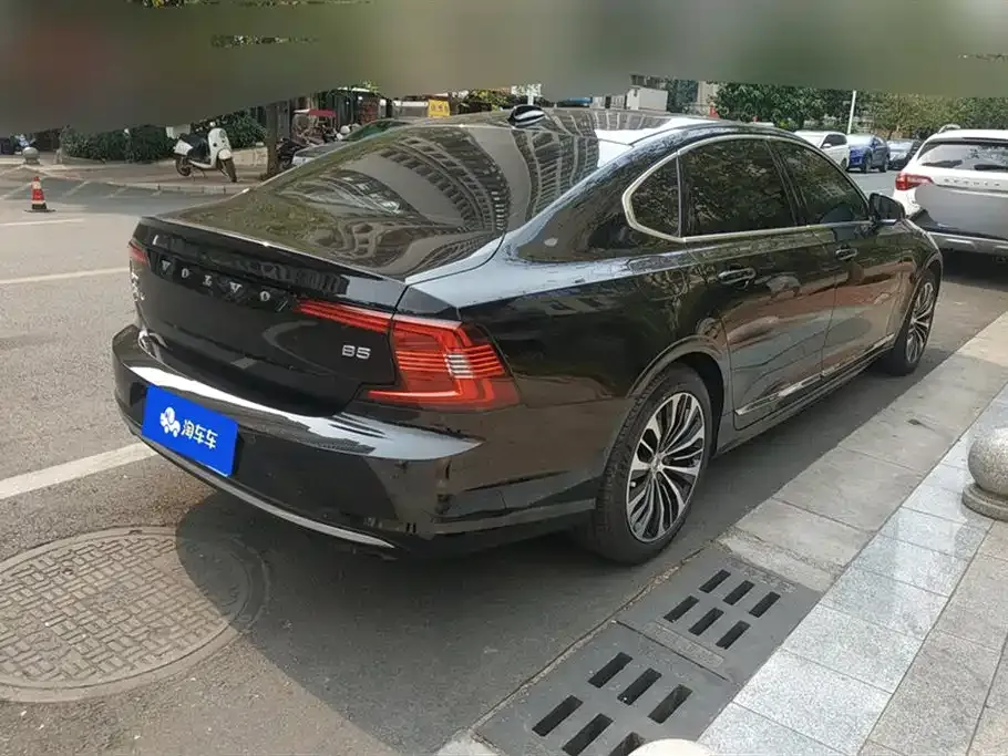 Volvo S90 — фото 4