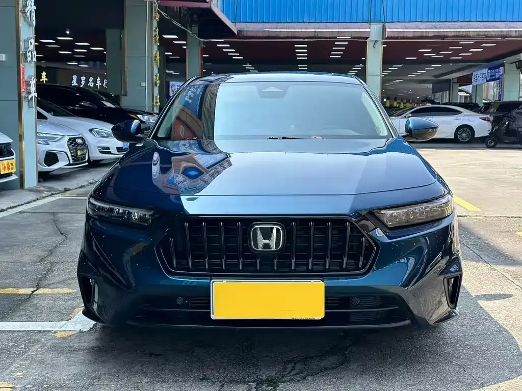 Honda Inspire — фото 9