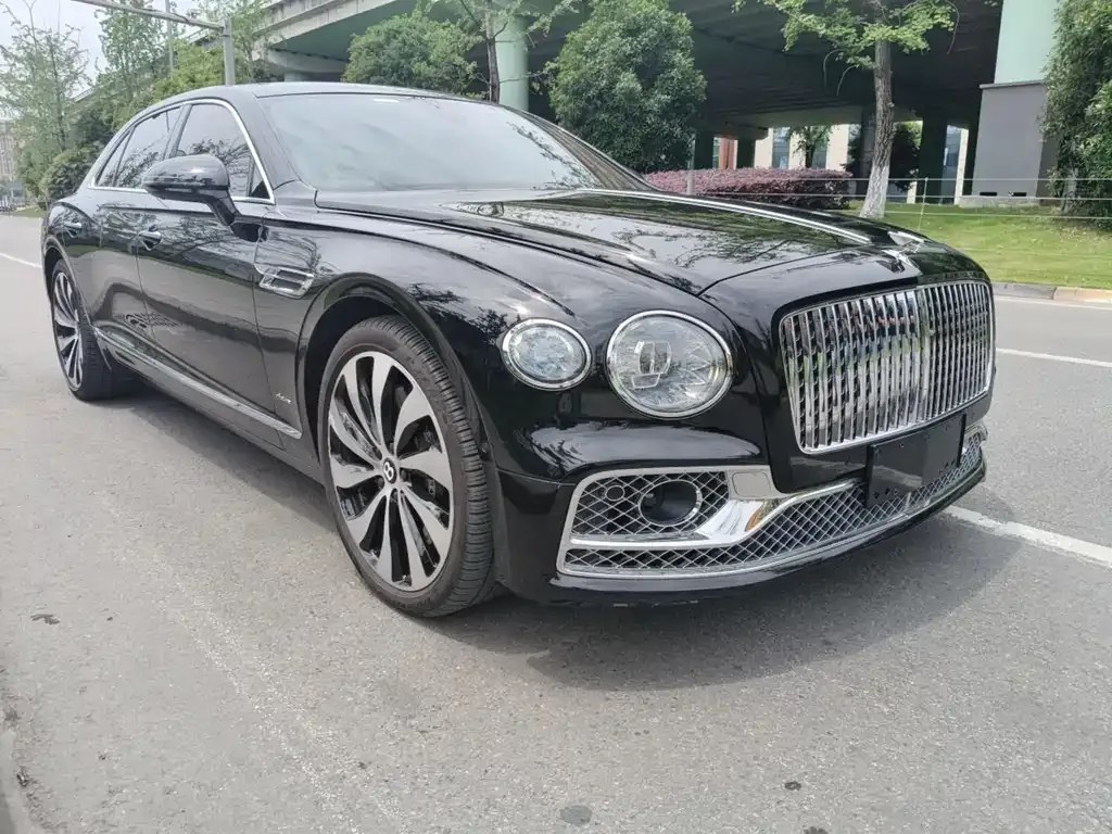 Bentley Flying Spur — фото 7
