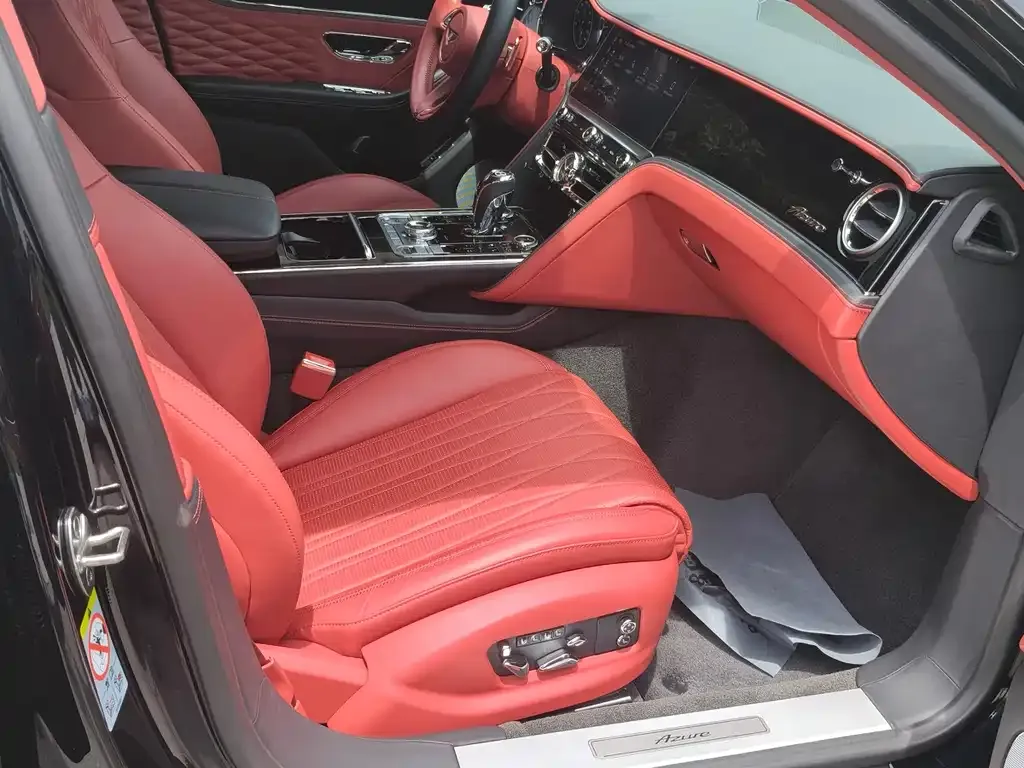 Bentley Flying Spur — фото 3