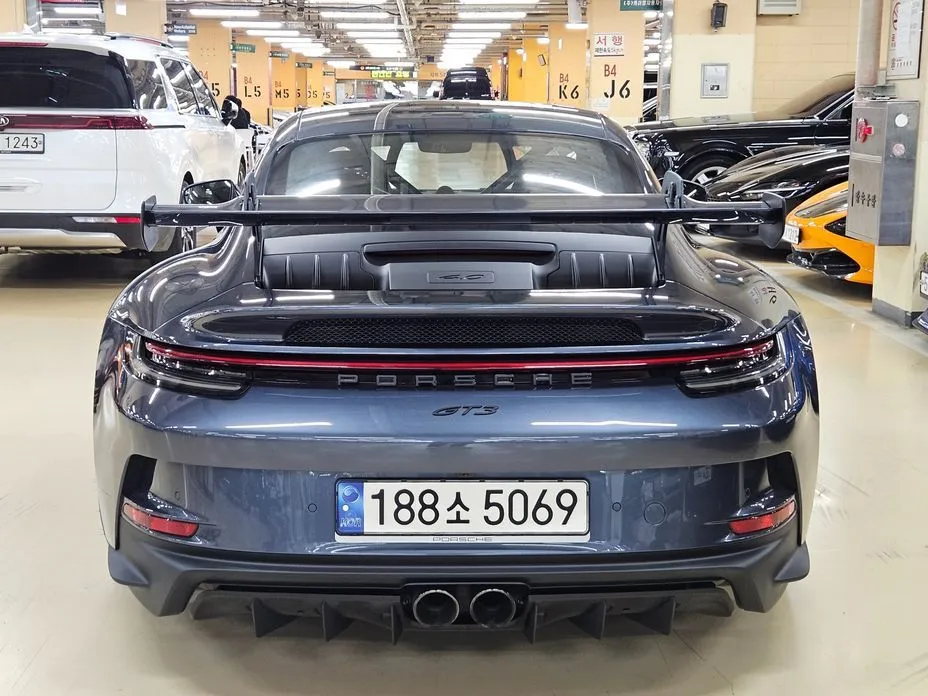 Porsche 911 2022 из KR, фото 7