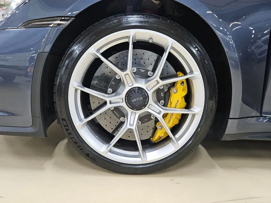 Porsche 911 2022 из KR, фото 8
