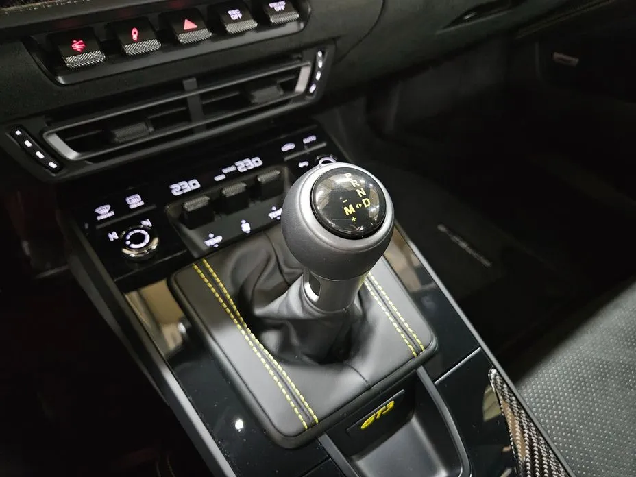 Porsche 911 2022 из KR, фото 3