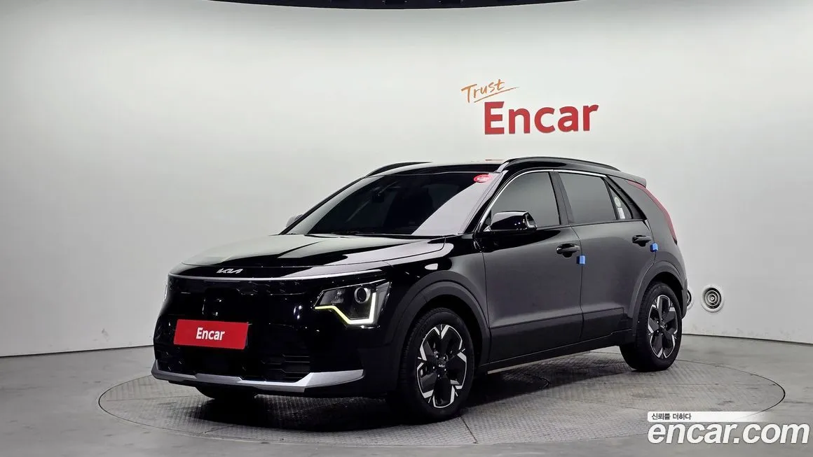 Kia Niro — фото 1