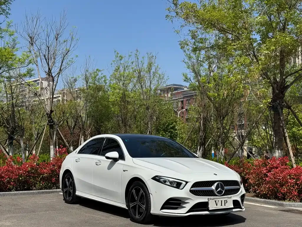 Mercedes-Benz A-Class — фото 5