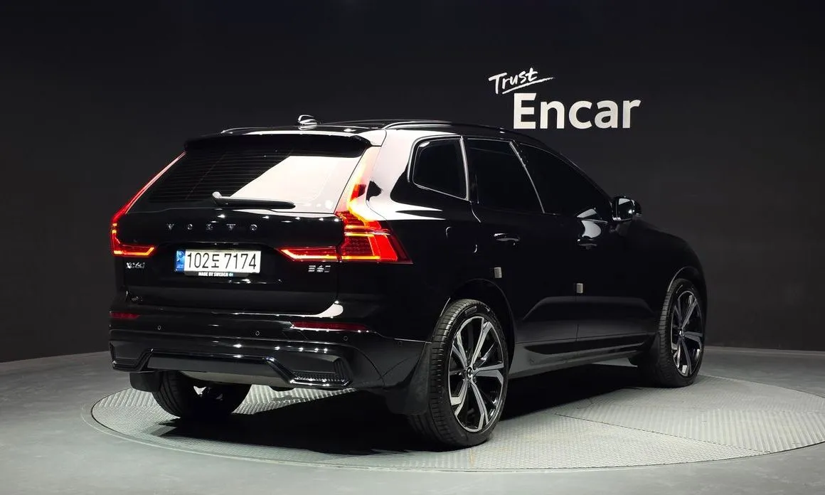 Volvo XC60 2022 из KR, фото 3
