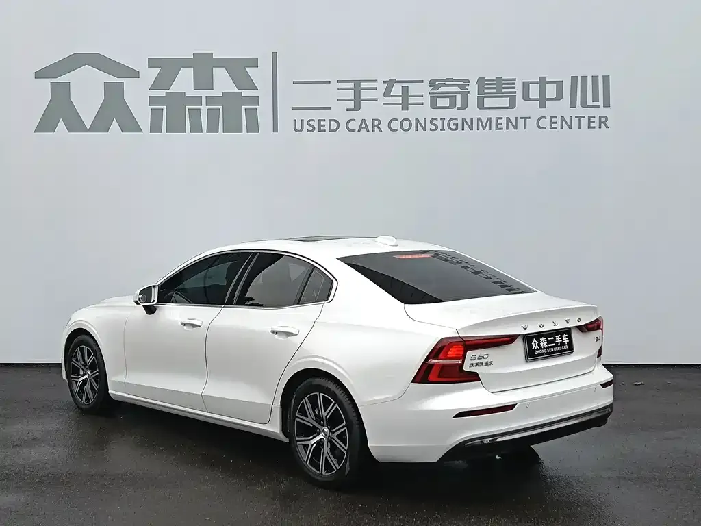 Volvo S60 — фото 4